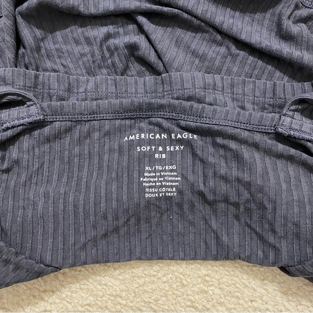 American Eagle Ribbed Cami - Picture 5 of 5